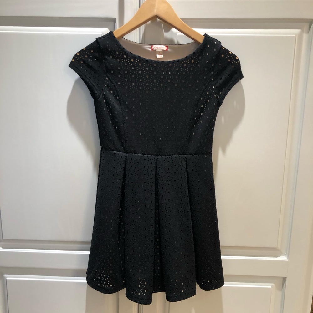 Ruby & Bloom Girl’s Eyelet dress